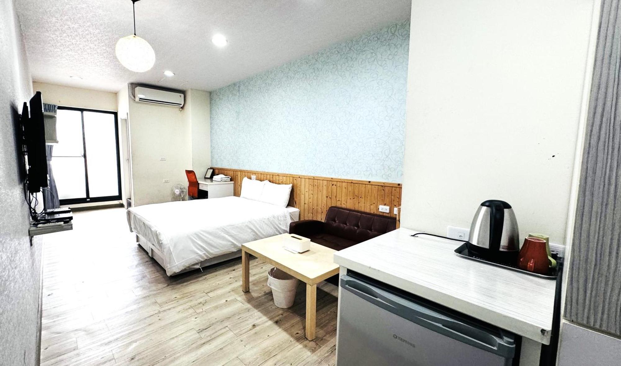 Didi House無人化自助入住#附車位有限須預約 Apartment Tainan Bagian luar foto