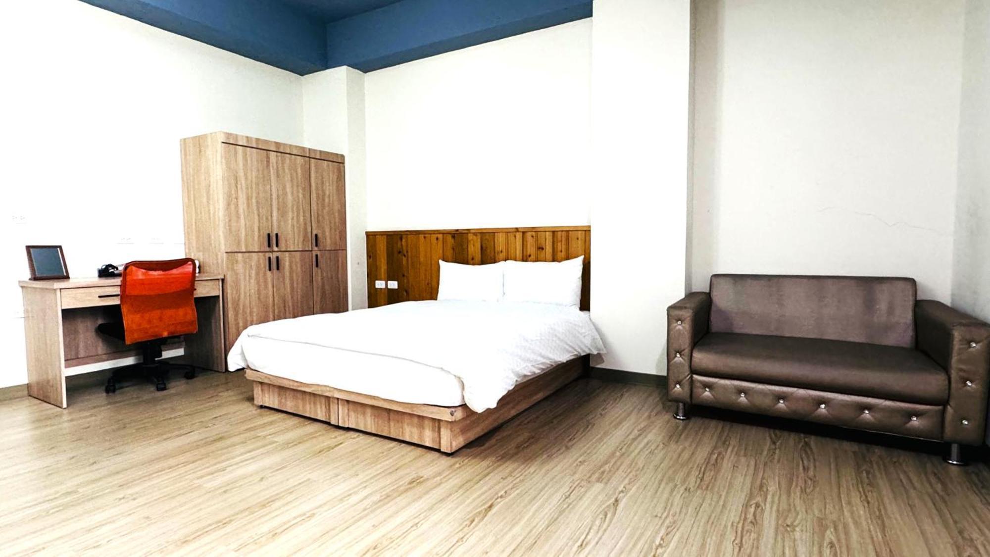 Didi House無人化自助入住#附車位有限須預約 Apartment Tainan Bagian luar foto