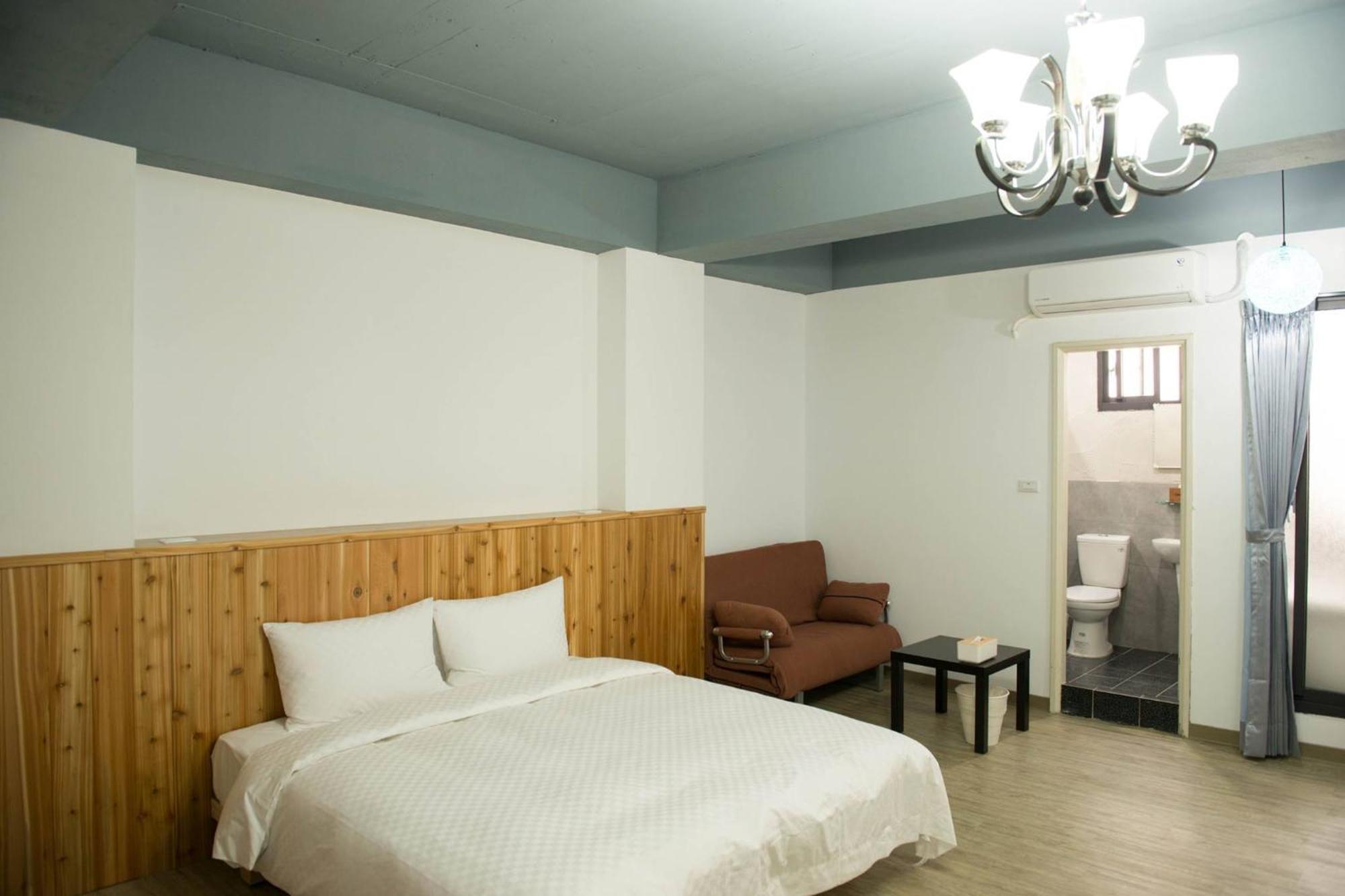 Didi House無人化自助入住#附車位有限須預約 Apartment Tainan Bagian luar foto
